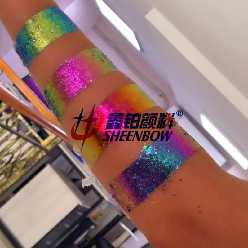 MulticoucheEnstock（Maquillaje）